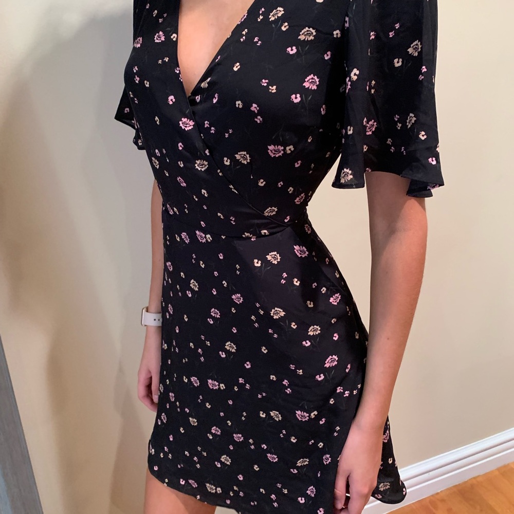 dress with empire waist tie